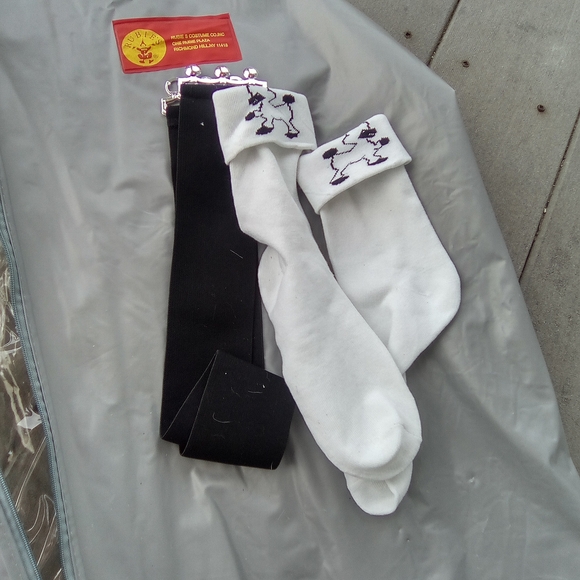 RUBIE'S COSTUME CAME WITH BLOUSE/BELT/ SKIRT/ SOCK/ PLASTIC BAG Poodle Design - Picture 11 of 12